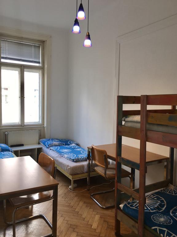 Chichilli Hostel Wien Exterior foto