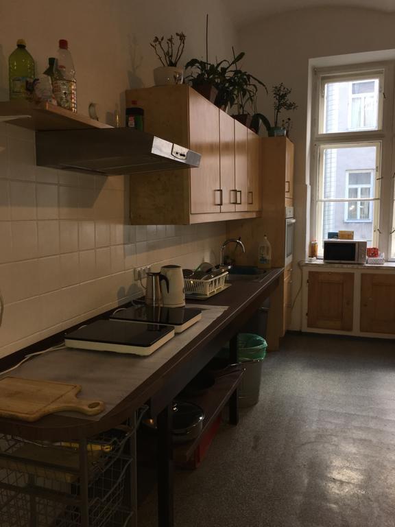 Chichilli Hostel Wien Exterior foto